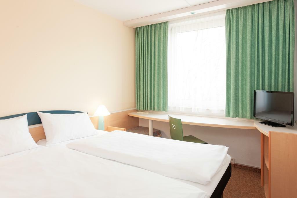 Ibis Paderborn City Extérieur photo